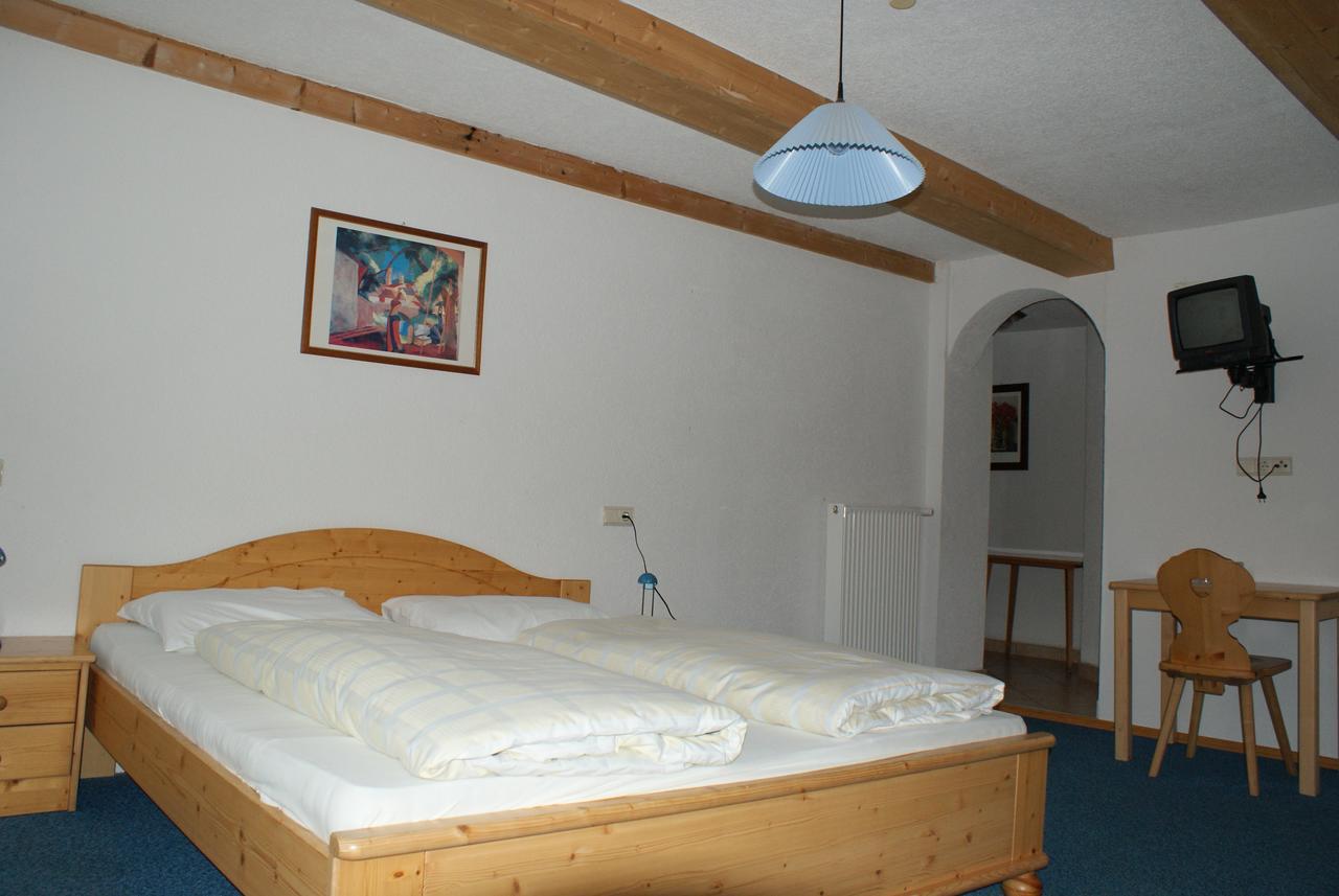 Pension Wirt Am Bach 테렌토 외부 사진