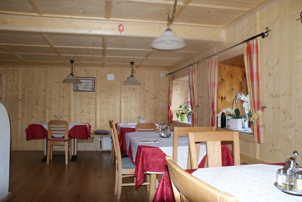 Pension Wirt Am Bach 테렌토 외부 사진
